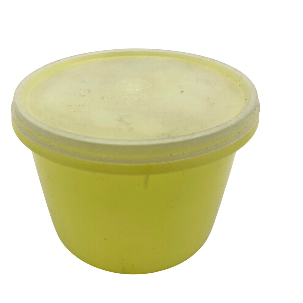 Tupperware Yellow Canister Round Storage Container With‎ Lid 
263-19